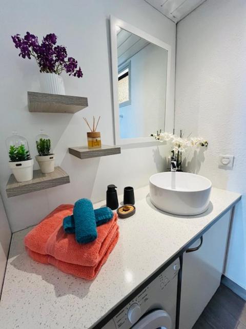 Studio Anaiti - Calme, Proche Centre-Ville, Ferry & Aeroport ปาเปเอเต ภายนอก รูปภาพ